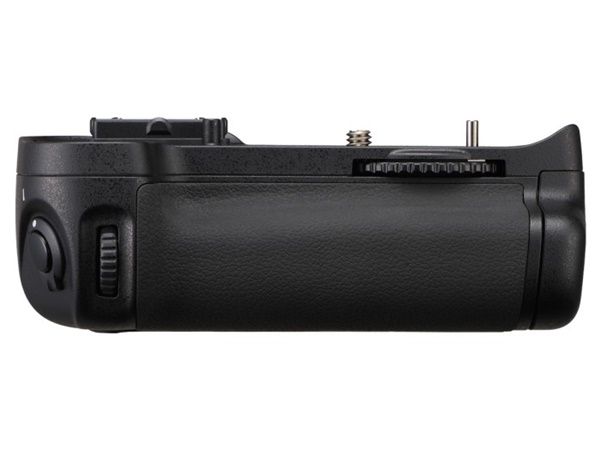 Nikon MB-D11 Batteriegriff D7000